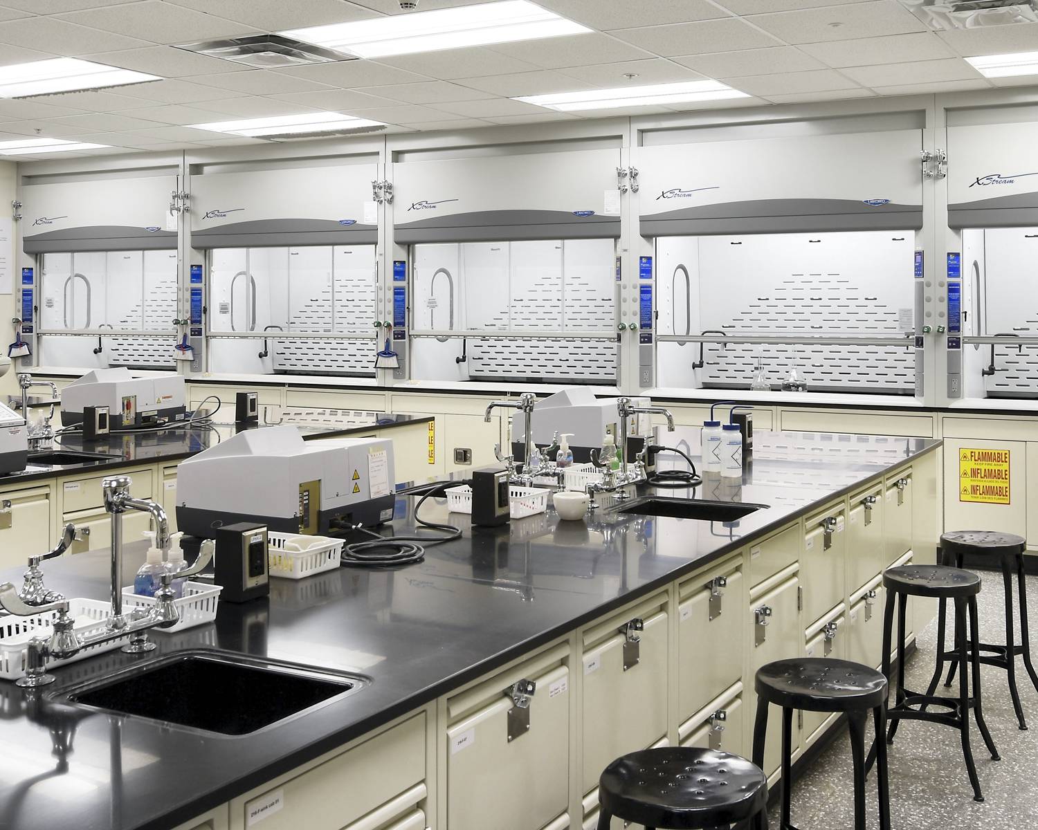 Laboratory Fume Hoods Planning for Safety PUPN